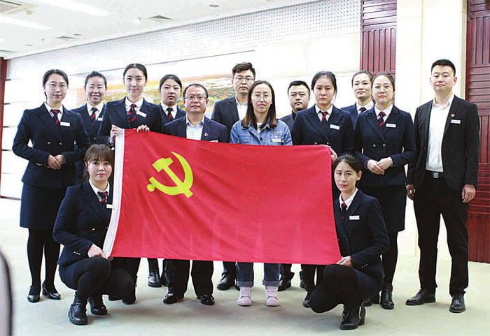 救援部落穴居人