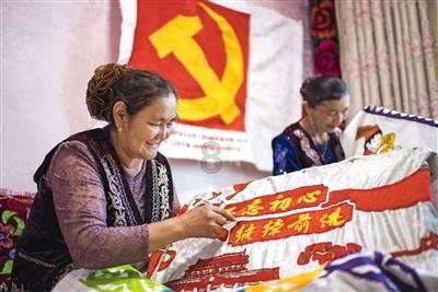 科学家认为：恐龙并未全部灭绝，有一部分进化成了鸡鸭鹅